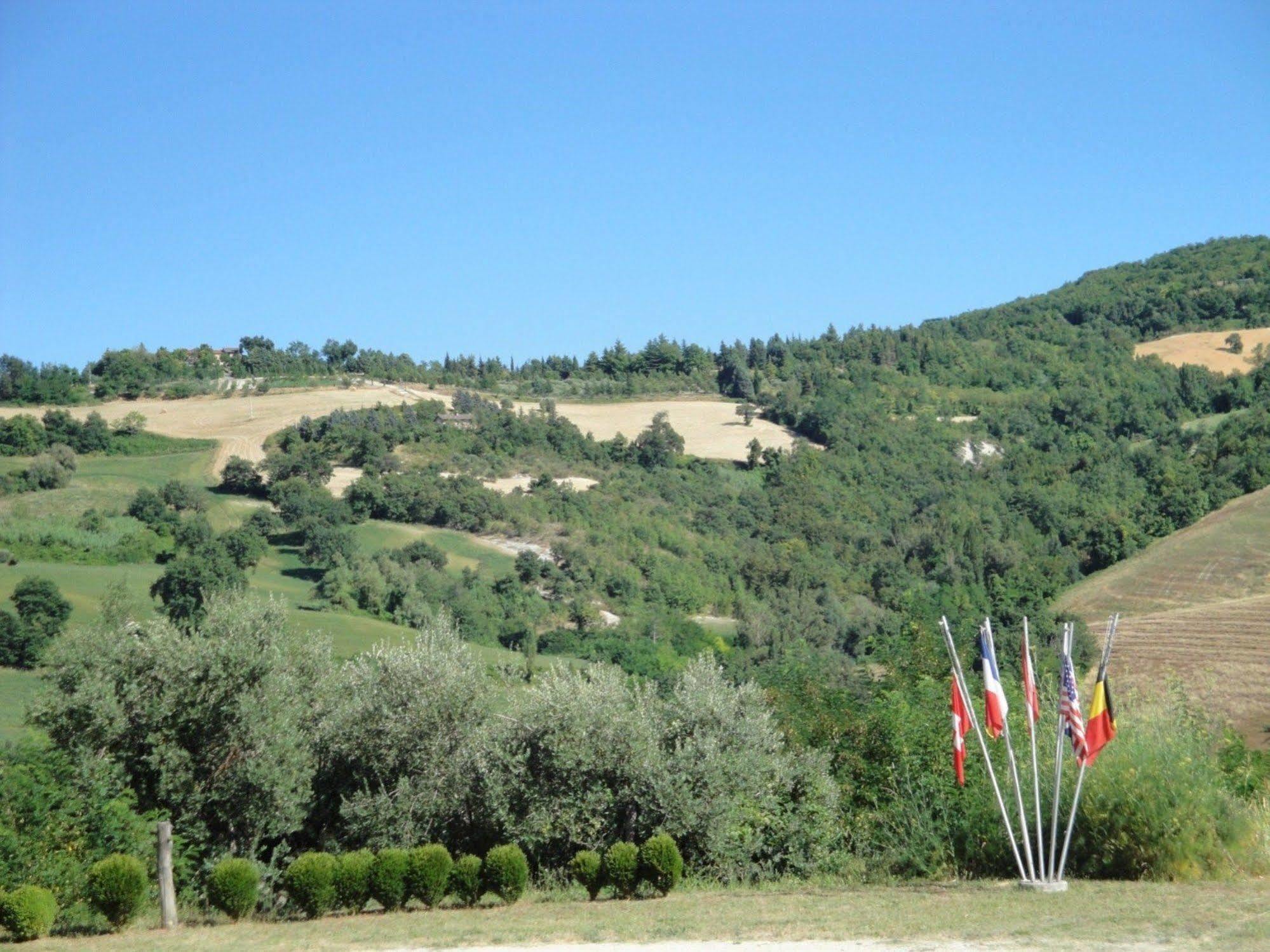 Hotel La Meridiana Urbino Exterior photo